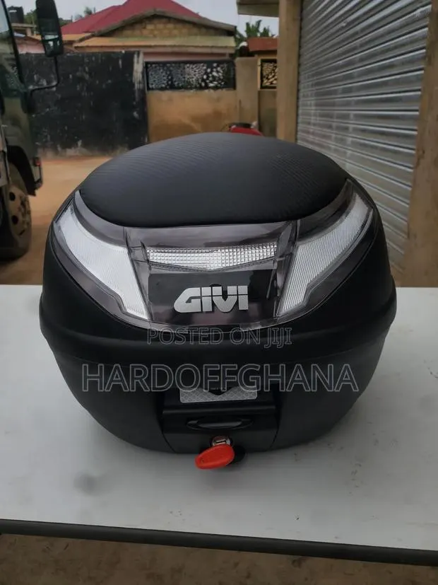 Motorcycle Tail Box · Photo 1