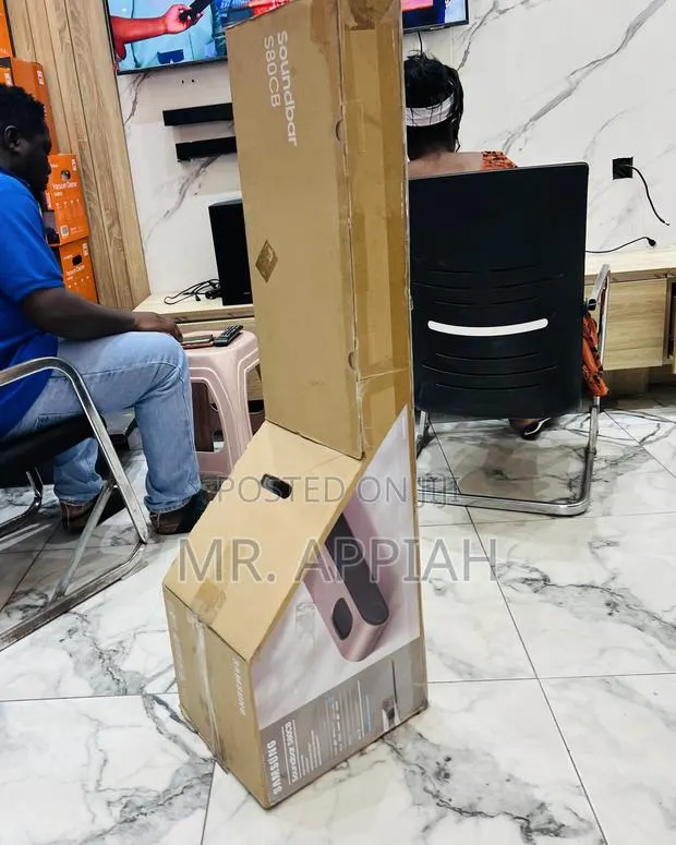 Purchase Unique Samsung S80cb 3.1.2channel Dolby Atmos Sound Bar · Photo 1