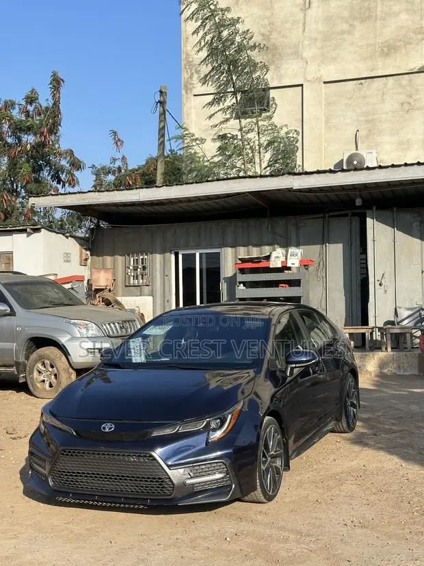Toyota Corolla SE 2021 Blue · Photo 1