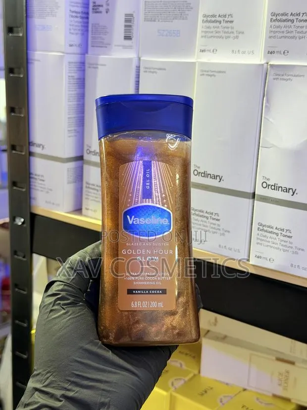 Vaseline Golden Hour Glow Bronze Body Shimmer Gel Oil · Photo 1