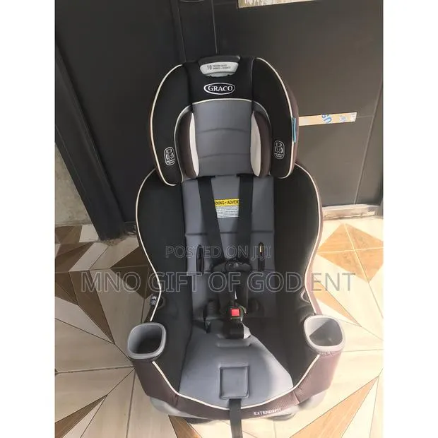 Graco Extend2fit Convertible Car Seat Forward Rear-Facing · Photo 1