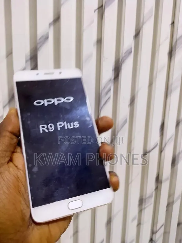 New Oppo R9 Plus 128 GB Bronze · Photo 3