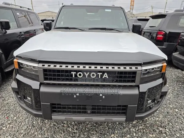 New Toyota Land Cruiser Prado 2026 Black · Photo 1