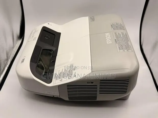 Epson Brightlink 485wi 3100-Lumen Short Throw Projector + Remote Hdmi · Photo 1