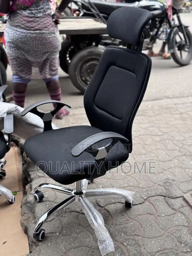 Office Chair · Photo 1
