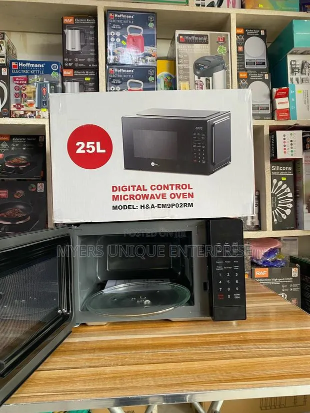 H a 25L Digital Control Microwave Oven - Spacious · Photo 1
