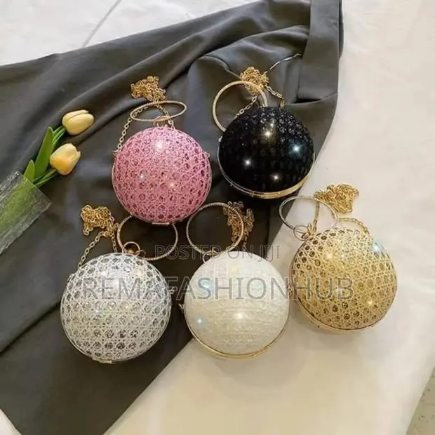 Sparkling Evening Clutch Bag - Rhinestone Banquet Handbag · Photo 1