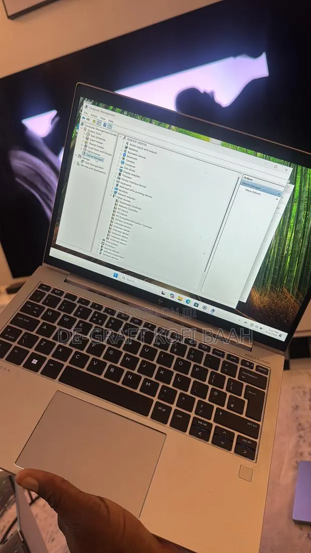 New Laptop HP EliteBook 640 G9 16GB AMD Ryzen 5 SSD 256GB · Photo 1
