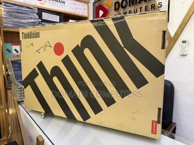 Lenovo Thinkvision P32p-20 Ultra Hd Monitor · Photo 1