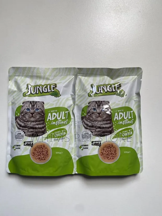Jungle Adult Cat Chunks With Chicken in Gravy · Photo 1