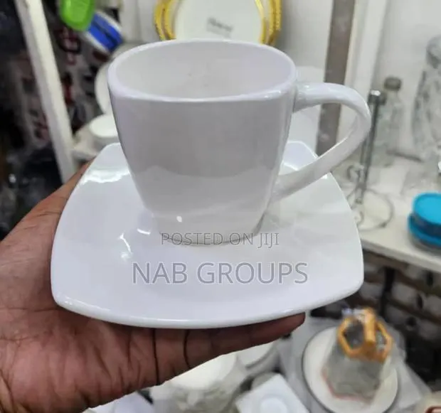 Porcelain Tea Set · Photo 1