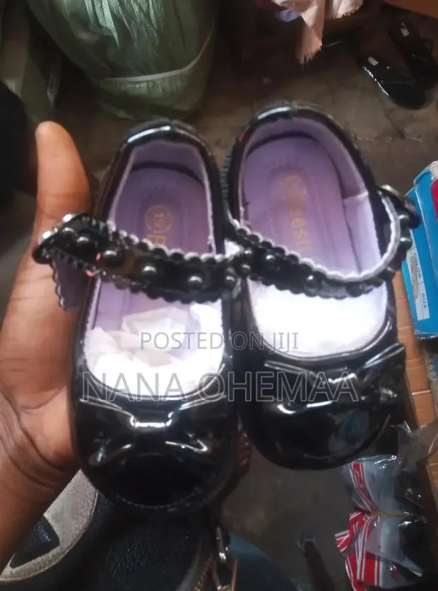 Shoes for Girls · Photo 1
