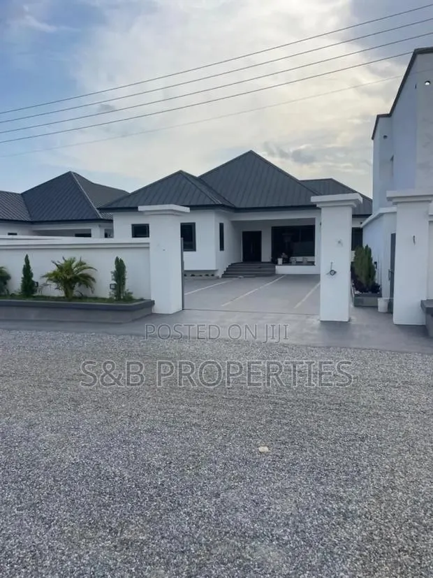 3bdrm House in Ashomang Estate for sale · Photo 1
