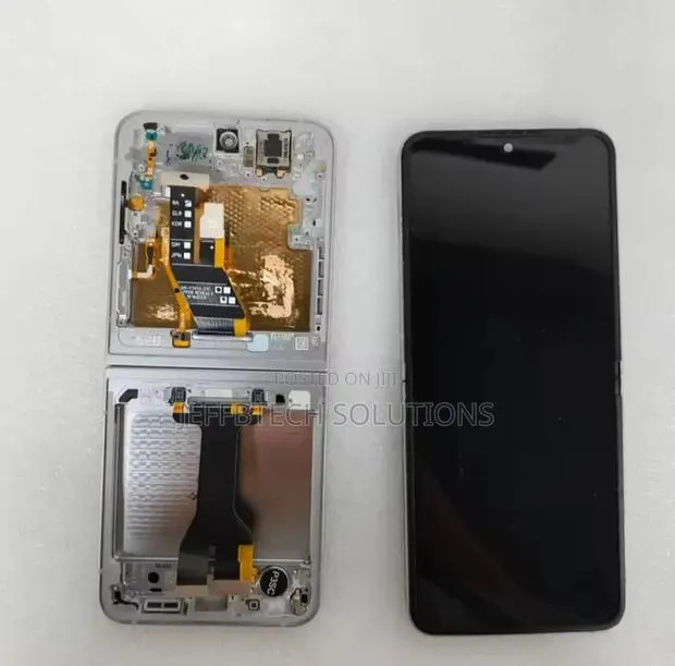 Galaxy Flip 6 Screen · Photo 1