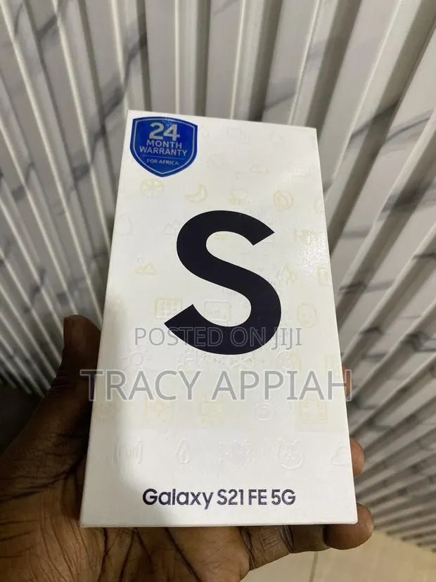 New Samsung Galaxy S21 FE 128 GB White · Photo 1