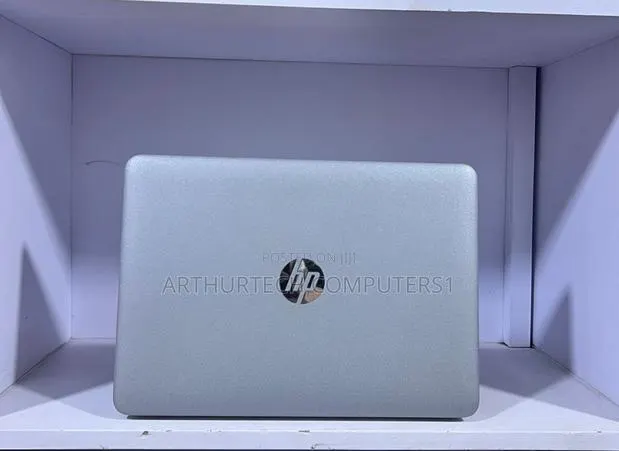 Laptop HP 430 G4 4GB Intel Core I3 SSD 256GB · Photo 1