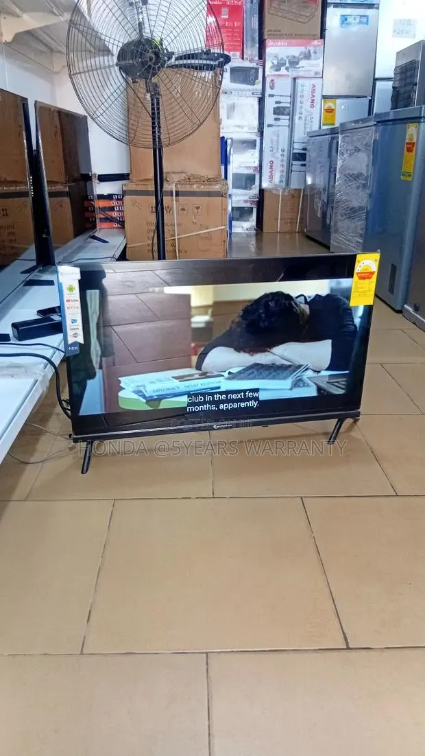 Dolphine Bay 32" Smart Tv – Simple Sharp · Photo 1