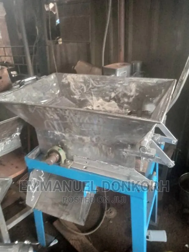 Industrial Cassava/ Coconut Grinder · Photo 1