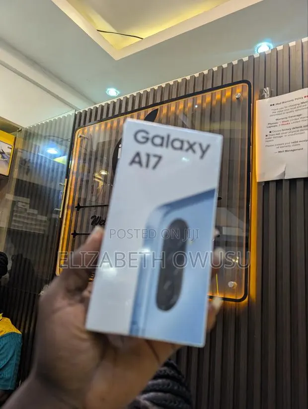 New Samsung Galaxy A17 128 GB Black · Photo 1