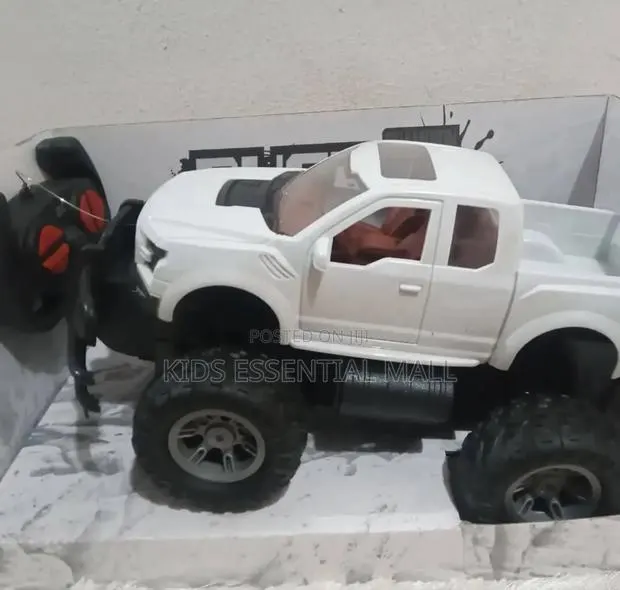 Remote Control4x4 Ford Pickup · Photo 1