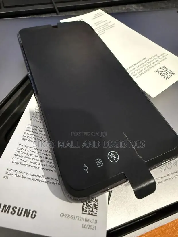 Samsung Galaxy S23 128 GB Black · Photo 1