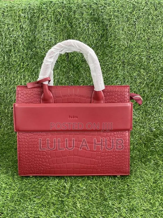 Hand Bags (Pedro) · Photo 1
