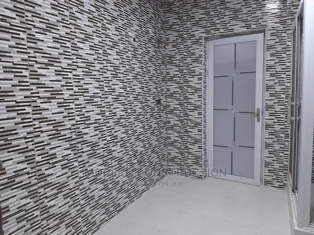 Tiling Solution / Professional Tiling · Photo 1