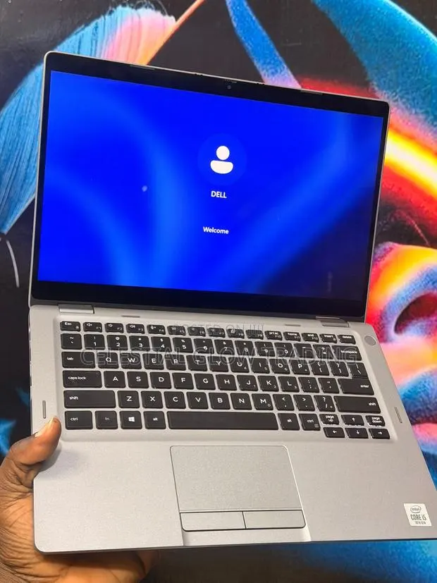 Laptop Dell Latitude 5310 2-in-1 8GB Intel Core i5 SSD 256GB · Photo 1