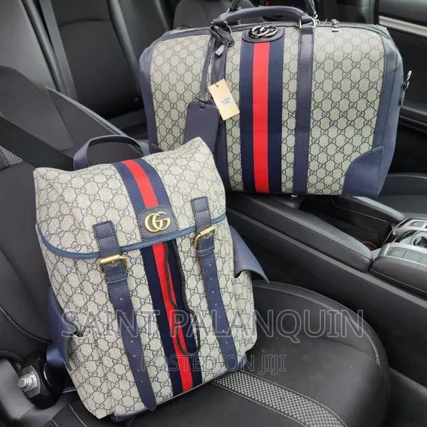 Gucci Traveling Luggages · Photo 1