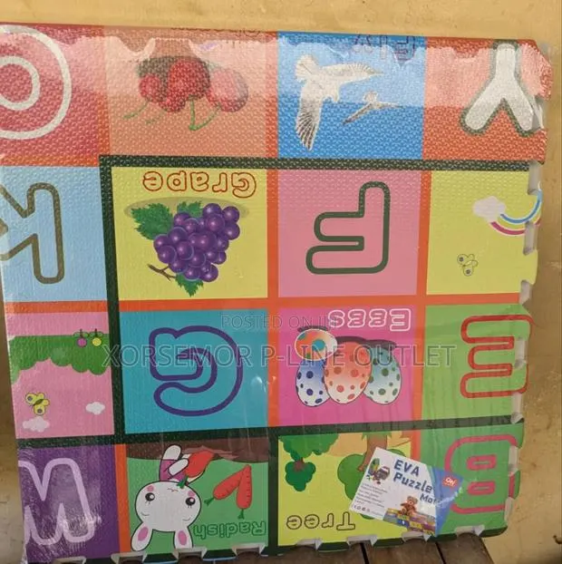 4 Pieces Puzzle Mat · Photo 3