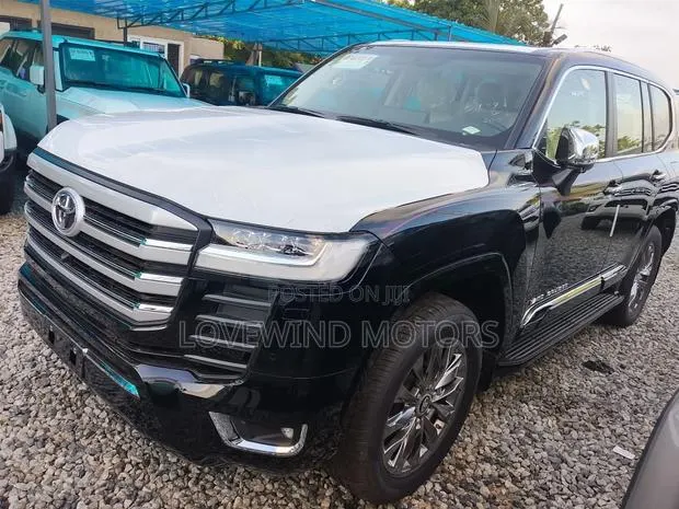 Toyota Land Cruiser 76 Series 2022 Black · Photo 1