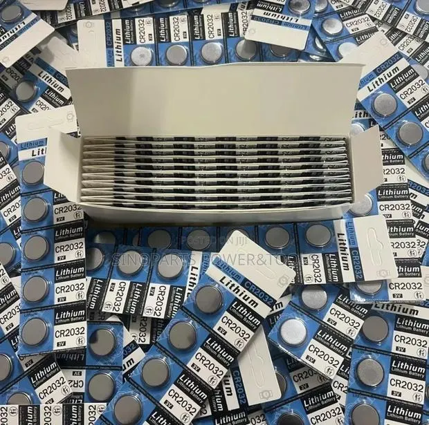 Cr2032 Battery Box 100pcs Wholesale Price Car Key Scale Motherboard · Photo 1