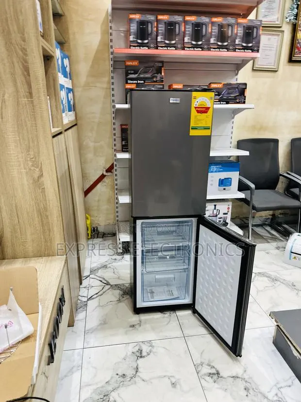 Zealous Sleek Double Door Fridge Nasco 132l Nasd2-20fl · Photo 1