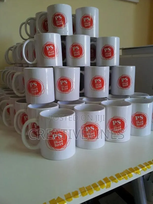 Red Customised Mugs · Photo 1