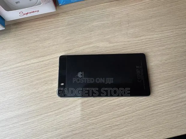 Huawei Honor Play 64 GB Black · Photo 1