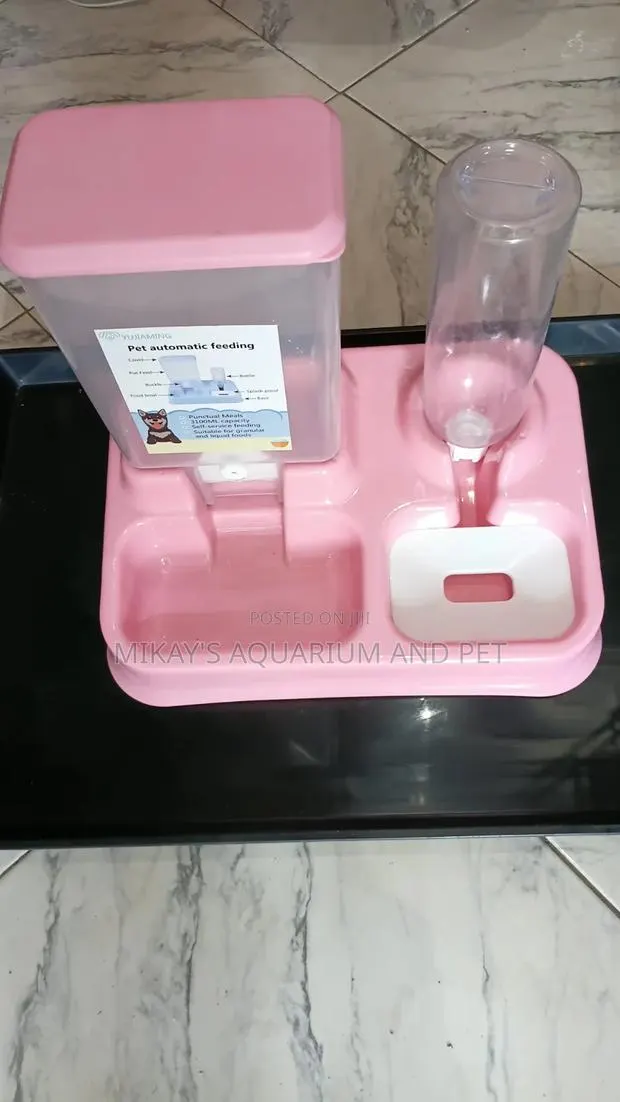Authomatic Feeder for Pets · Photo 1