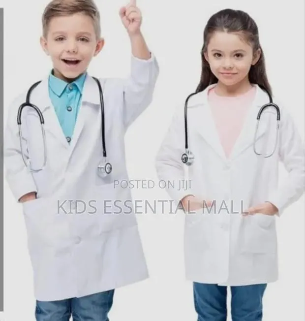 Stethoscope and Doctor Coat for Kids · Photo 1