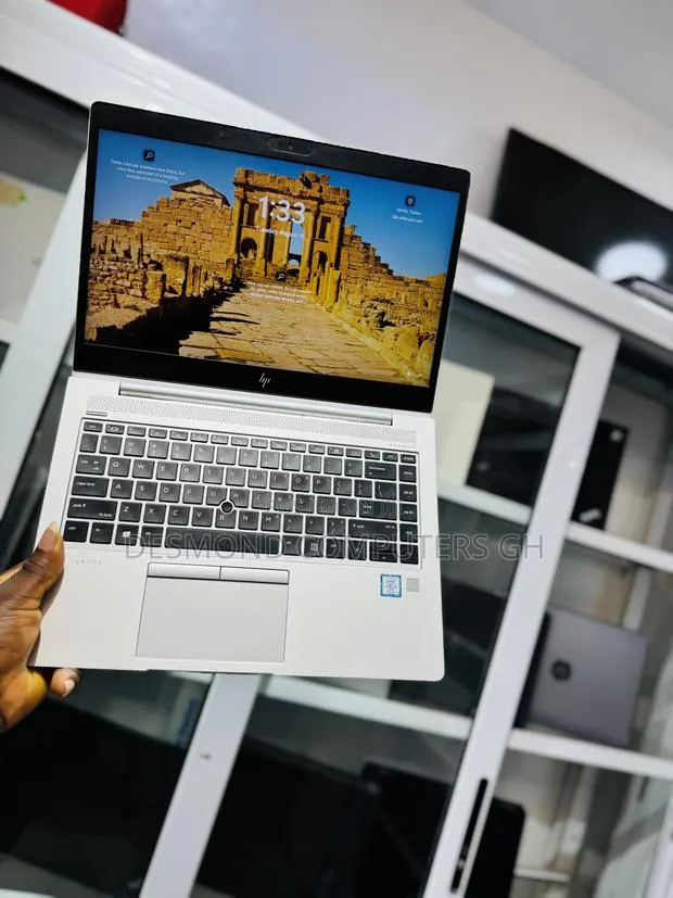 Laptop HP EliteBook 840 G5 8GB Intel Core i5 SSD 256GB · Photo 1