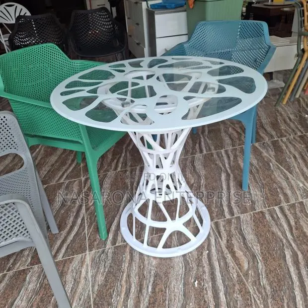 Glass Dinning Tables 80cm · Photo 1