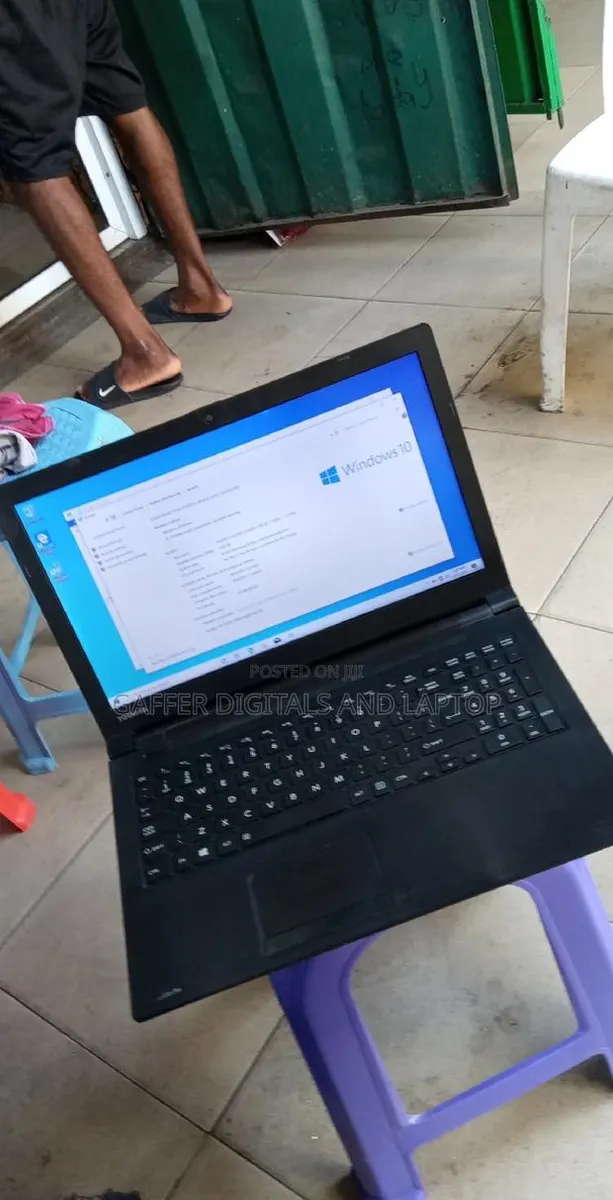 New Laptop Toshiba Satellite L750D 4GB Intel Core 2 Duo HDD 512GB · Photo 1