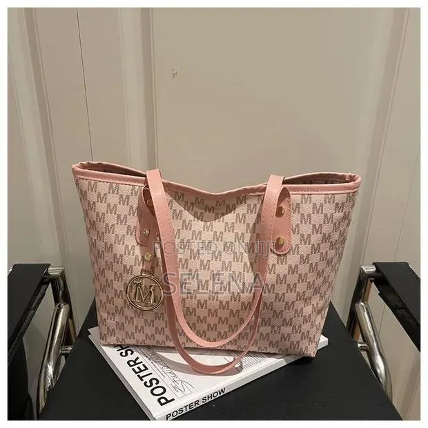 MK Ladies Bag · Photo 1
