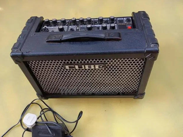 Roland Cube Street Combo · Photo 1