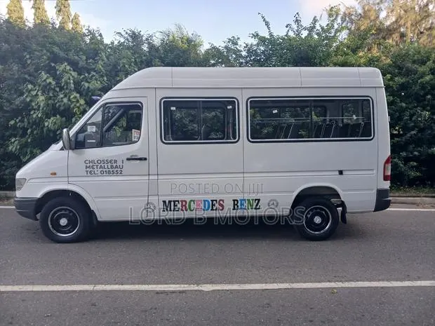 Mercedes-Benz Sprinter 2009 White · Photo 1