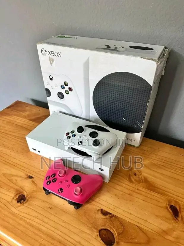 Xbox Series With Games and Gta 6 · Photo 1