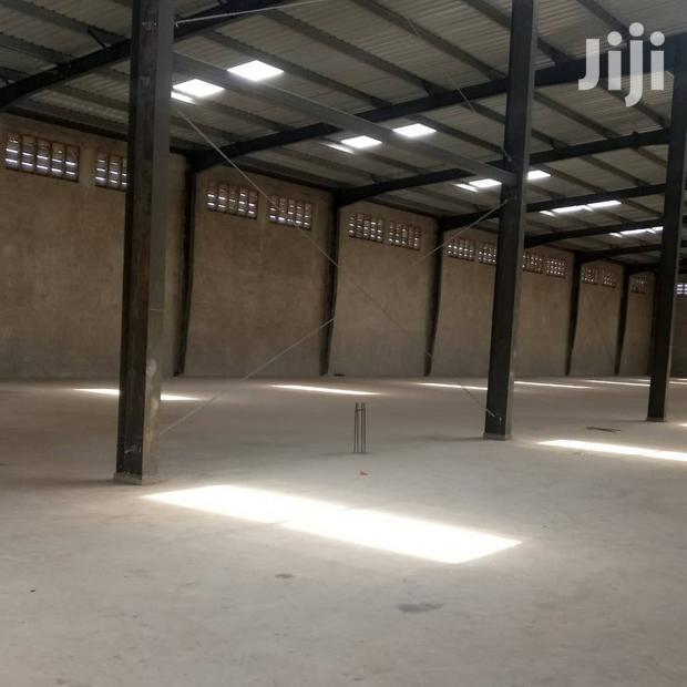 1000sqm and 3000sqm Warehouses for Rent at Tema · Photo 1
