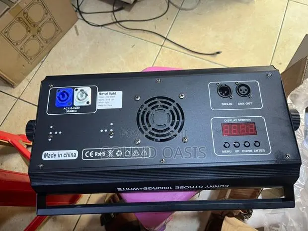 8+8 Led Rgb+ White Dyeing Strobe Light Led 1000w 8+8 · Photo 3
