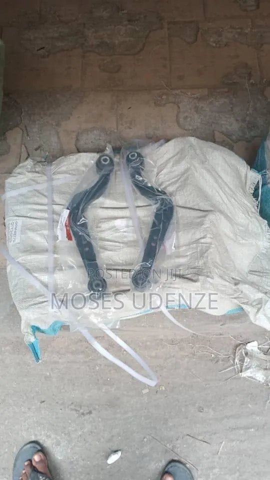 RAV4 Back Upper Arm · Photo 1