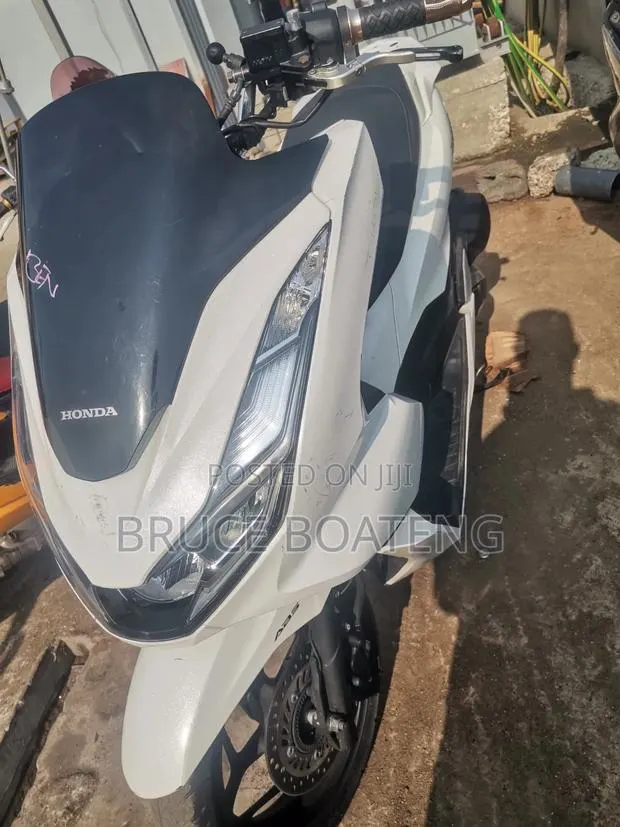 Honda 2020 White · Photo 1