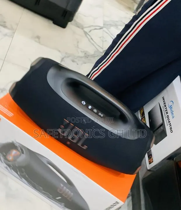 Choose Good JBL Boombox 4 Is a Powerful, Portable Bluetooth Speaker · Photo 1