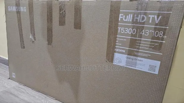 43" Samsung Smart TV, Full Hd. T5300 · Photo 1